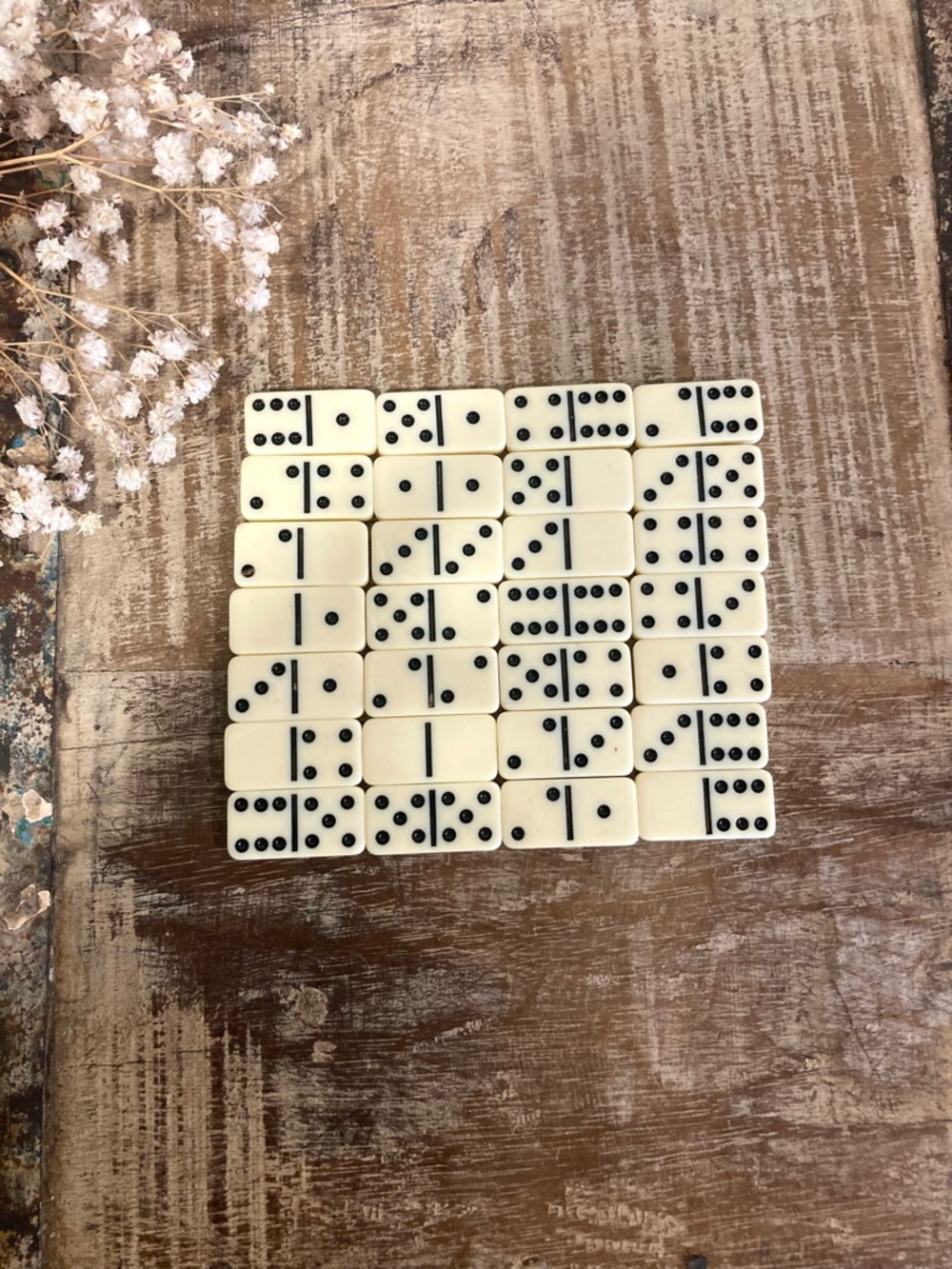 Vintage Dominoes Mini Domino Set Made in Taiwan 28 Pieces - Picture 8 of 9